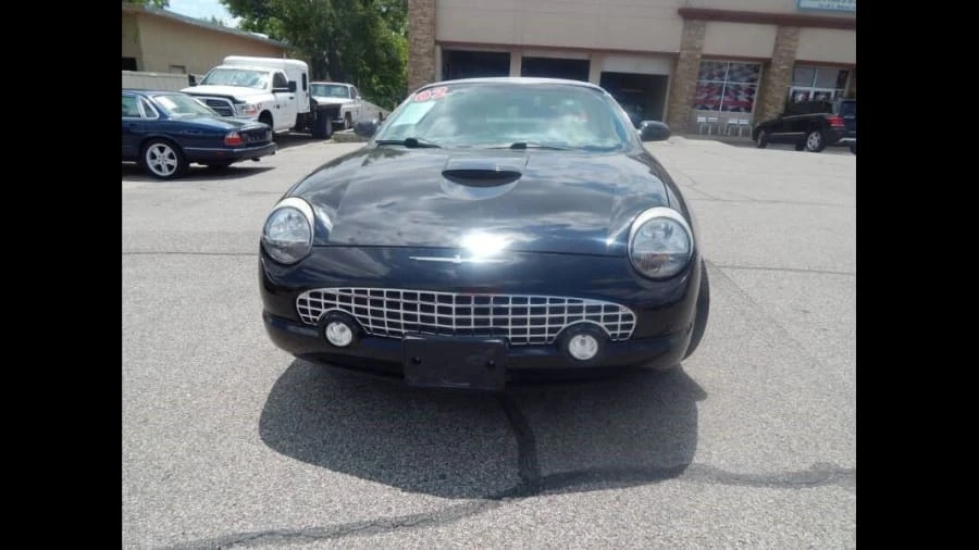 2002 Ford Thunderbird 11th Gen - Image 10 of 15