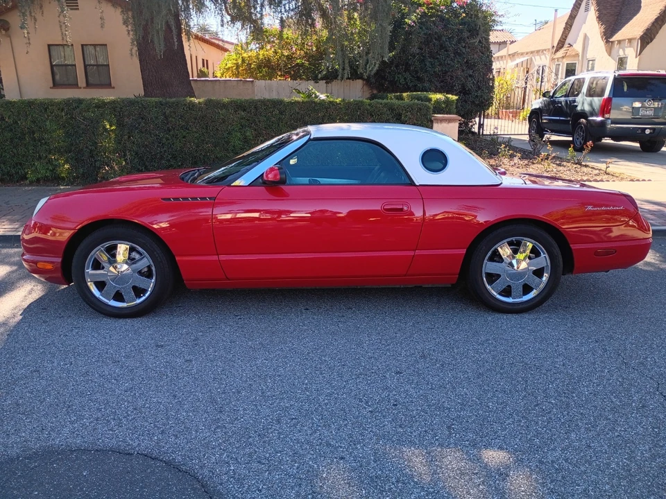 2002 Ford Thunderbird 10th Gen - Image 3 of 21
