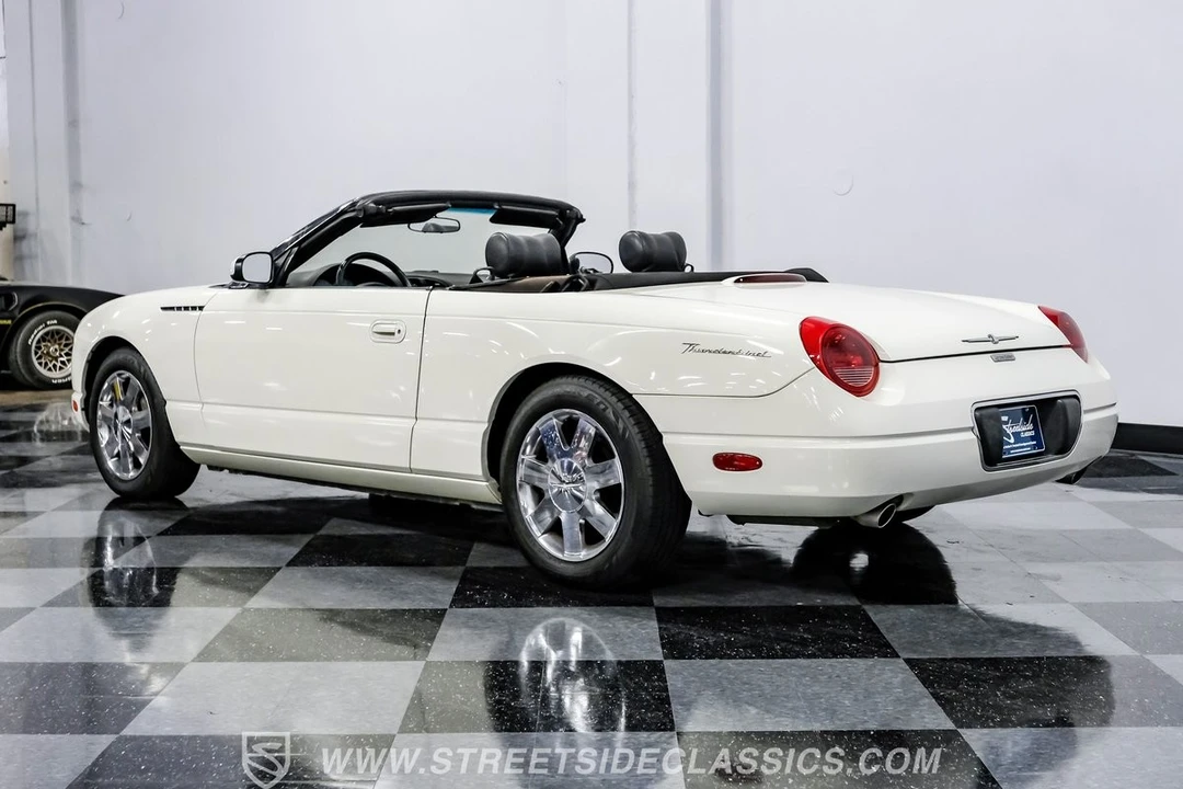 2002 Ford Thunderbird 11th Gen - Image 9 of 12