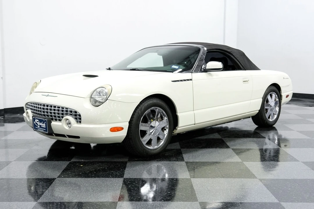 2002 Ford Thunderbird 11th Gen - Image 2 of 12