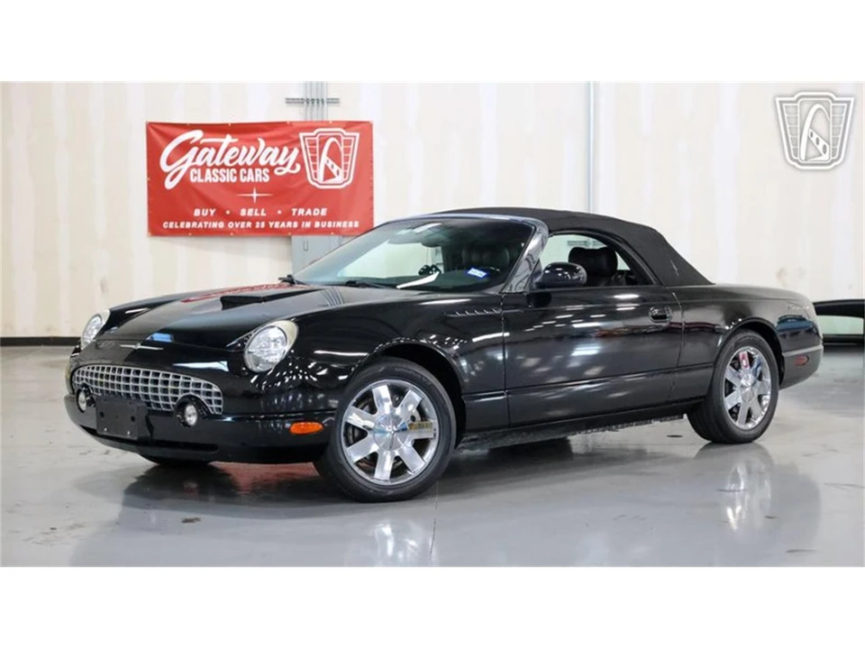 2002 Ford Thunderbird 11th Gen - Image 2 of 31