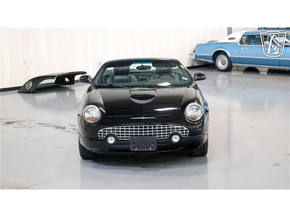 2002 Ford Thunderbird 11th Gen - Image 4 of 31
