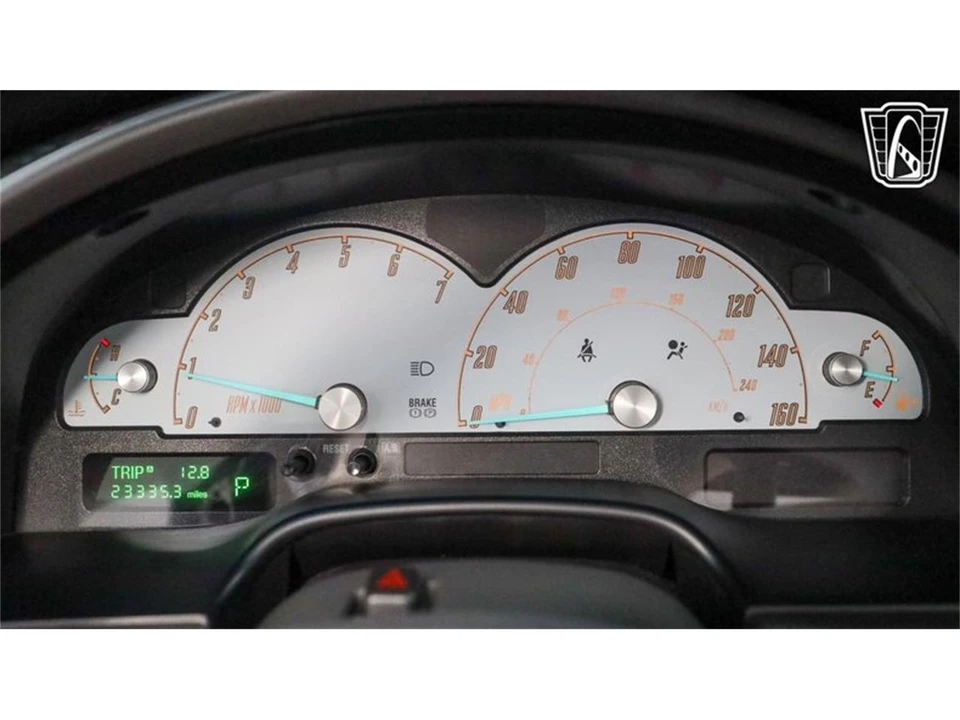 2002 Ford Thunderbird 11th Gen - Image 15 of 31