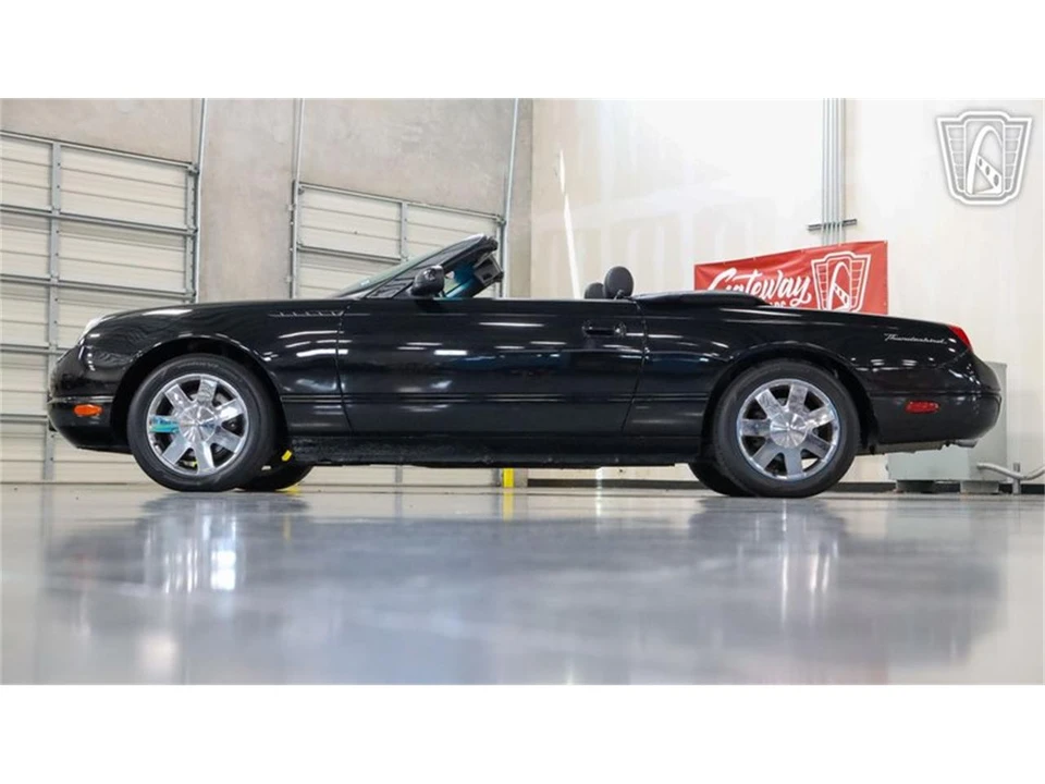 2002 Ford Thunderbird 11th Gen - Image 5 of 31