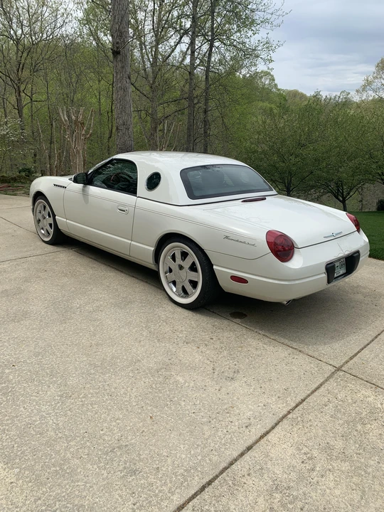 2002 Ford Thunderbird 11th Gen - Image 5 of 31