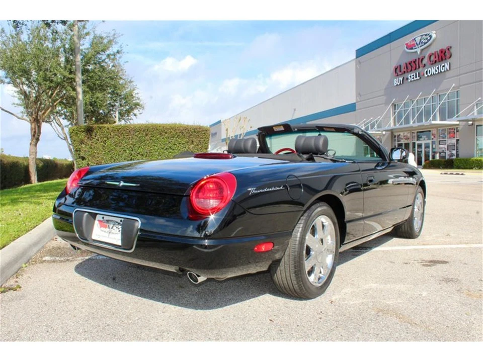 2002 Ford Thunderbird 11th Gen - Image 13 of 31