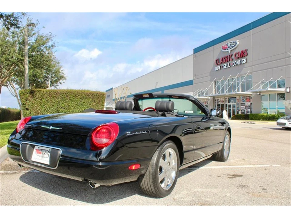 2002 Ford Thunderbird 11th Gen - Image 14 of 31