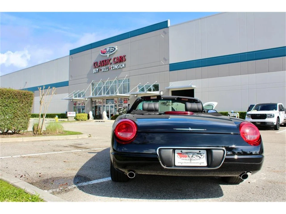 2002 Ford Thunderbird 11th Gen - Image 11 of 31