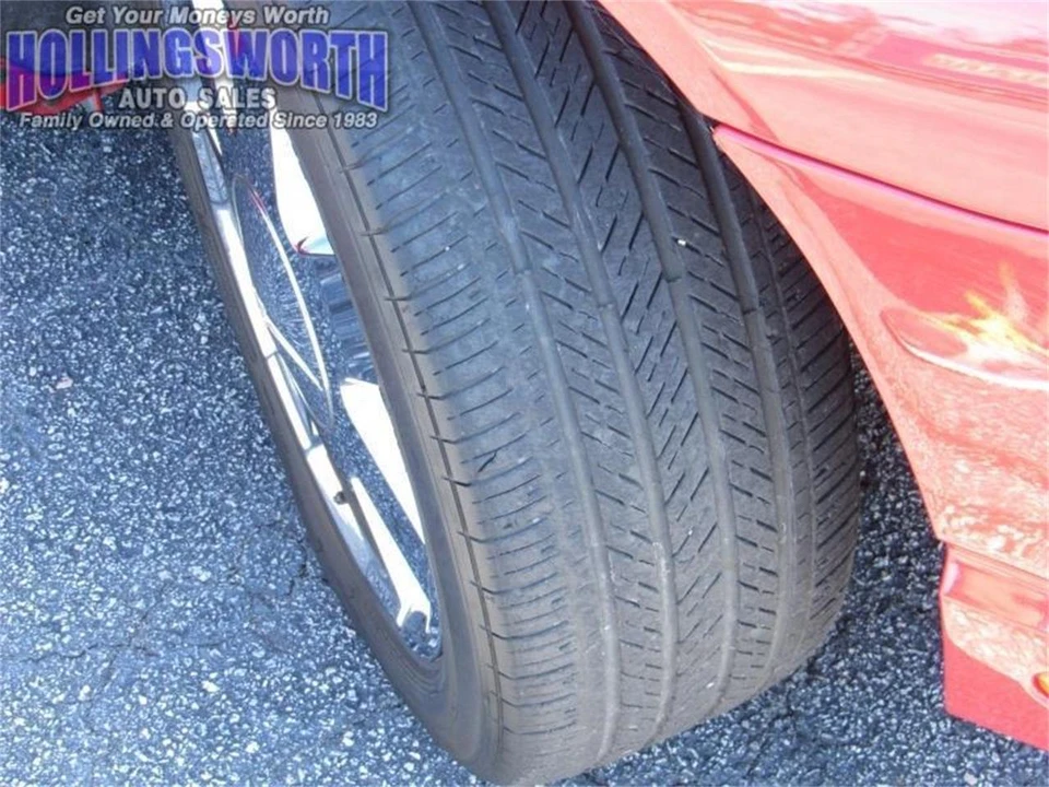2002 Ford Thunderbird 11th Gen - Image 18 of 27