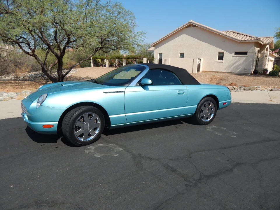 2002 Ford Thunderbird 11th Gen - Image 5 of 19