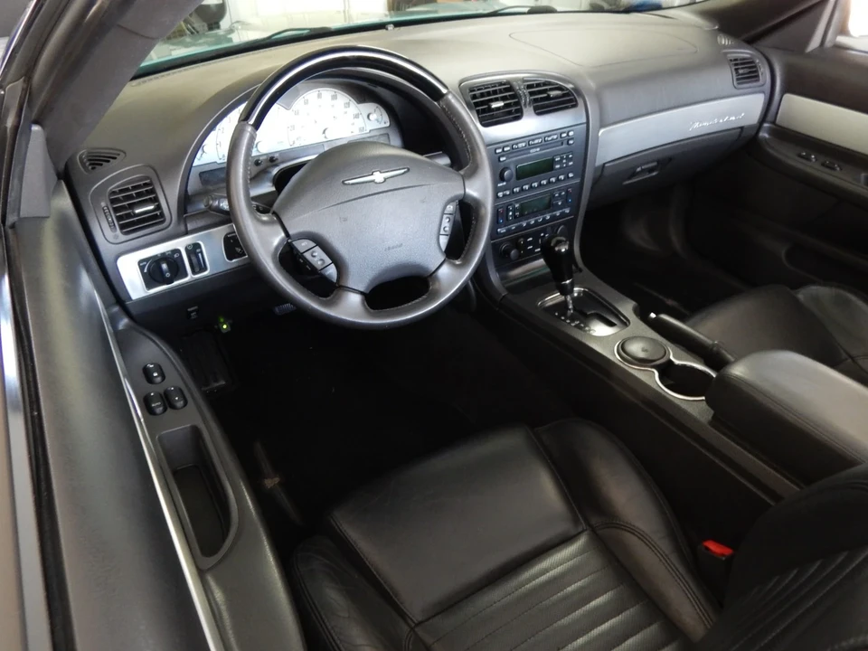 2002 Ford Thunderbird 11th Gen - Image 13 of 19