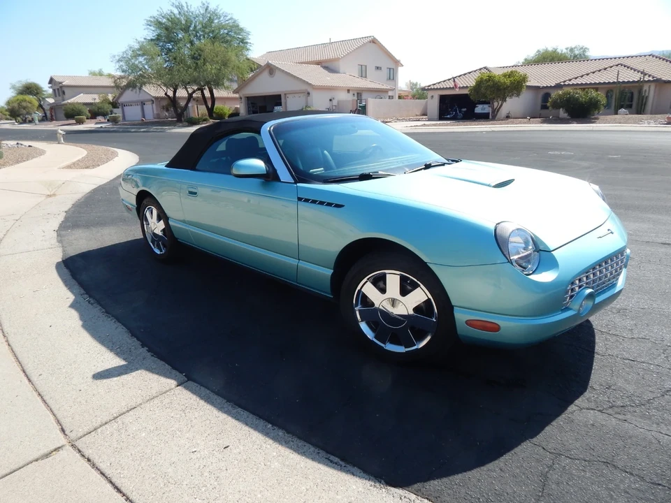 2002 Ford Thunderbird 11th Gen - Image 8 of 19