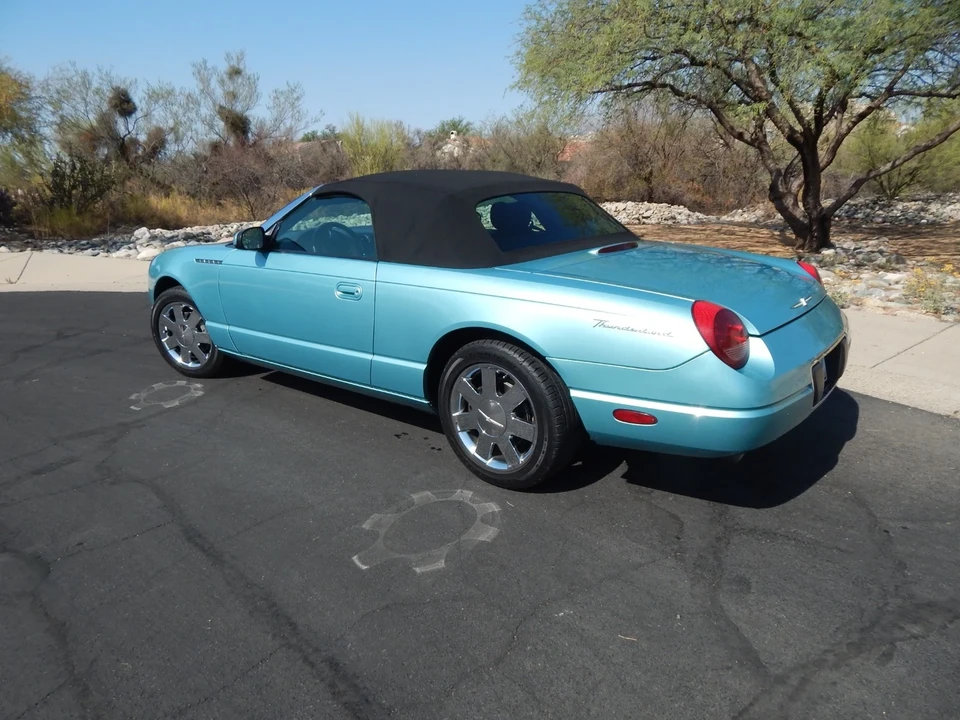 2002 Ford Thunderbird 11th Gen - Image 6 of 19