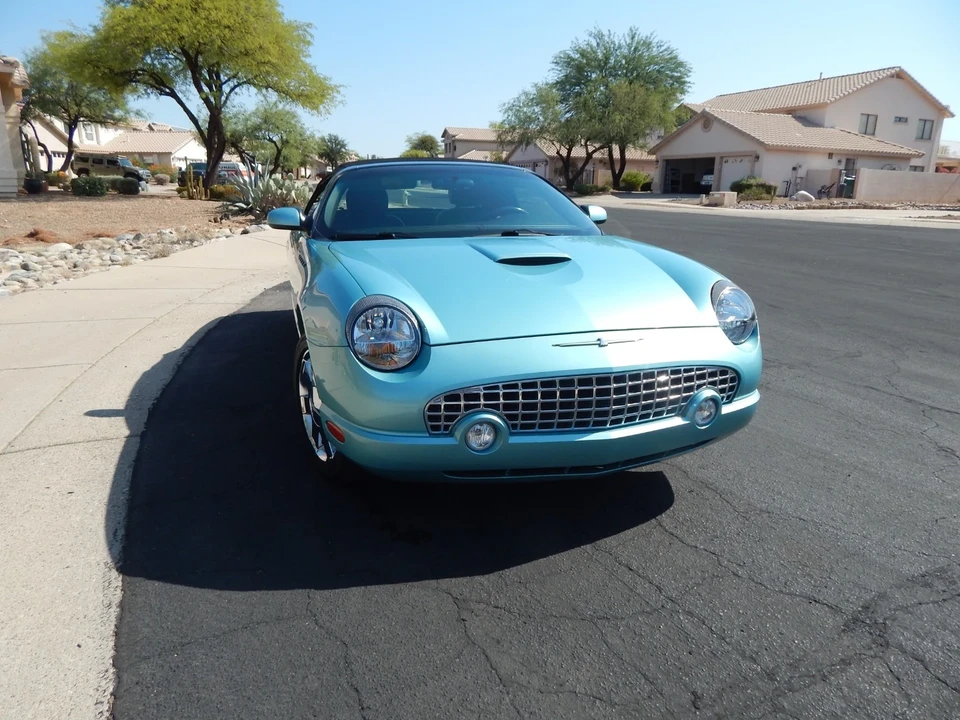2002 Ford Thunderbird 11th Gen - Image 19 of 19