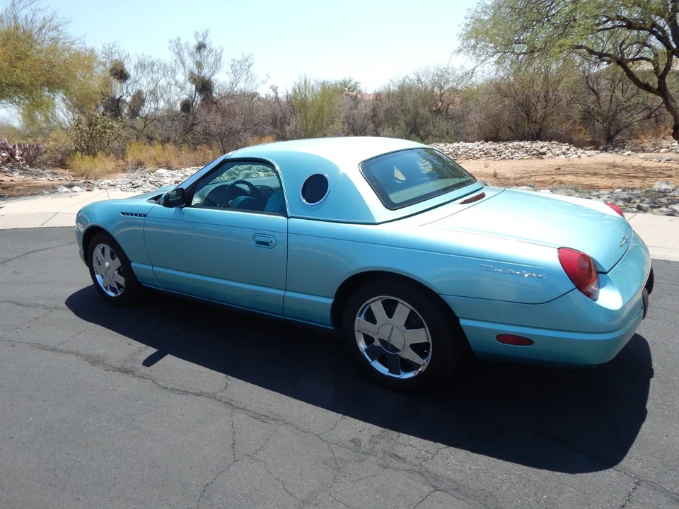 2002 Ford Thunderbird 11th Gen - Image 2 of 19
