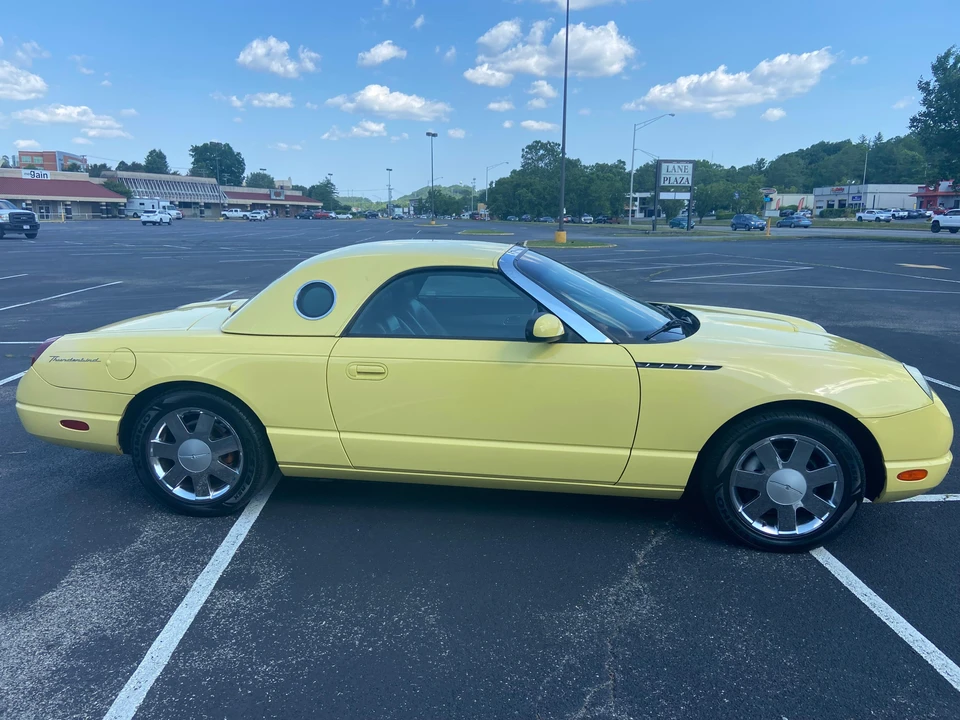 2002 Ford Thunderbird 11th Gen - Image 30 of 31