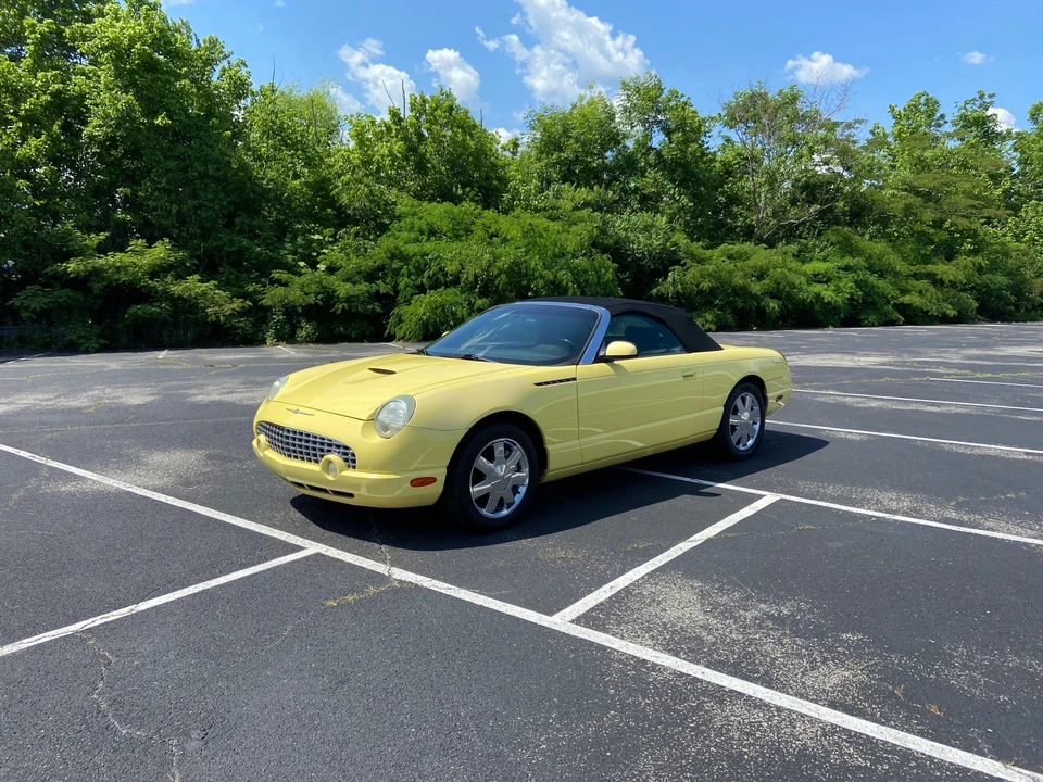 2002 Ford Thunderbird 11th Gen - Image 18 of 31
