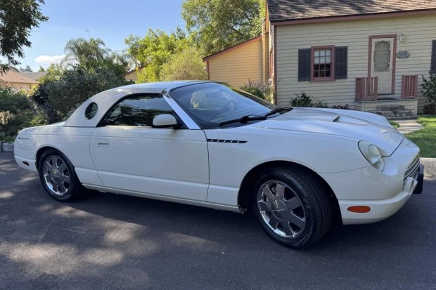 2002 Ford Thunderbird 11th Gen - Image 3 of 7