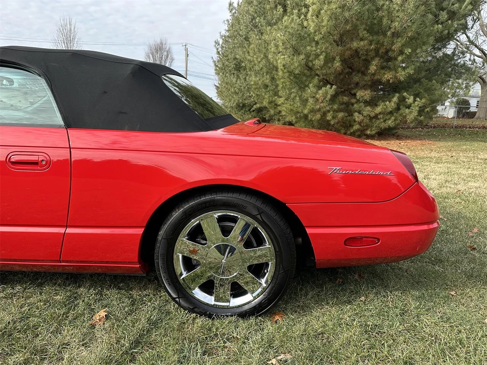 2002 Ford Thunderbird 11th Gen - Image 7 of 31