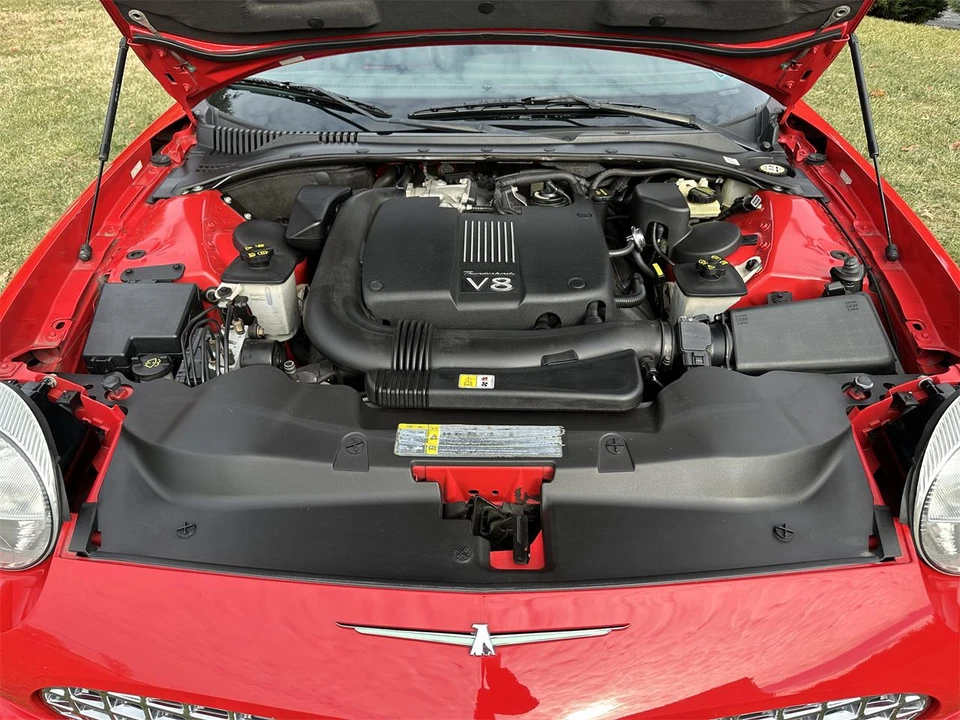 2002 Ford Thunderbird 11th Gen - Image 16 of 31