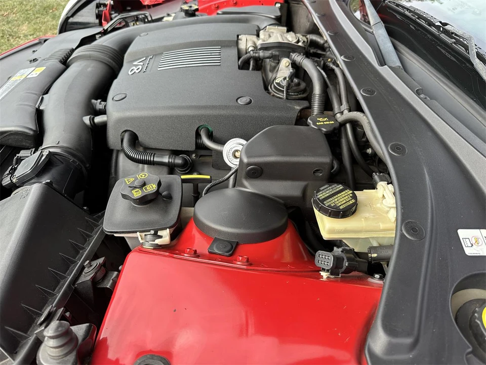 2002 Ford Thunderbird 11th Gen - Image 19 of 31