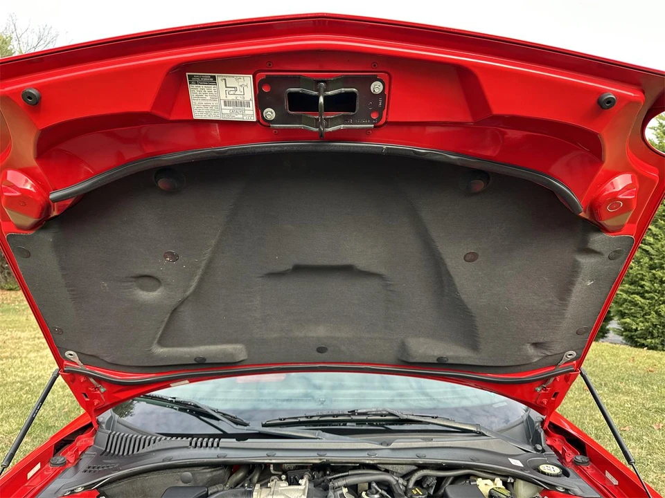 2002 Ford Thunderbird 11th Gen - Image 21 of 31