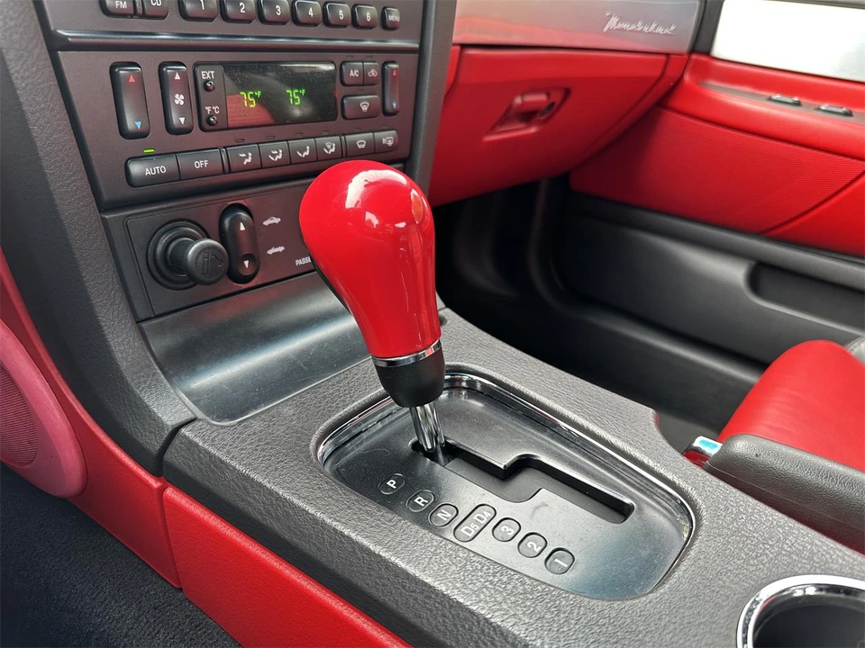 2002 Ford Thunderbird 11th Gen - Image 22 of 31