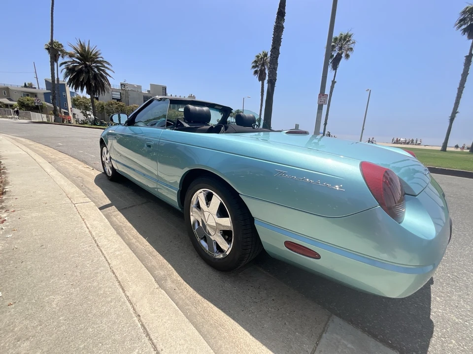 2002 Ford Thunderbird 11th Gen - Image 7 of 15