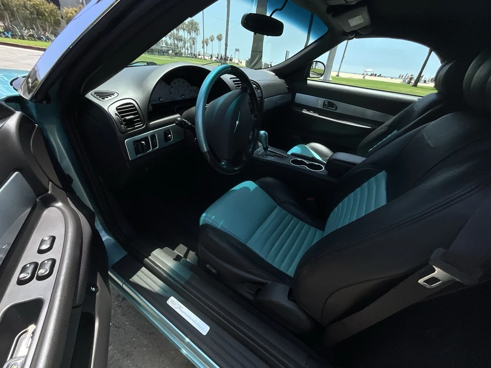 2002 Ford Thunderbird 11th Gen - Image 12 of 15