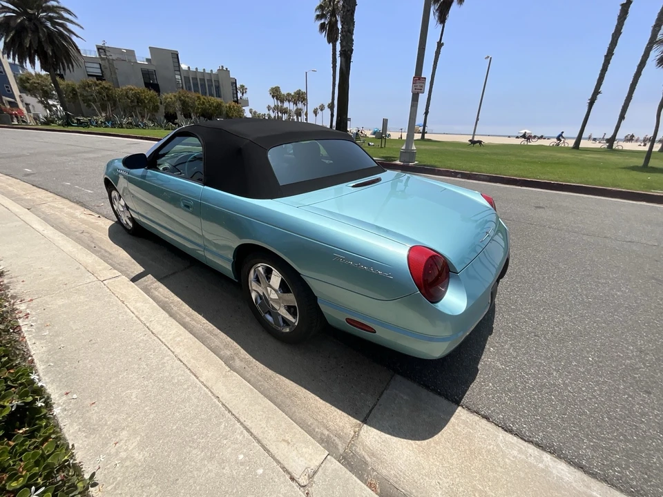 2002 Ford Thunderbird 11th Gen - Image 4 of 15