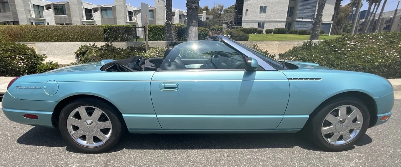 2002 Ford Thunderbird 11th Gen - Image 9 of 15
