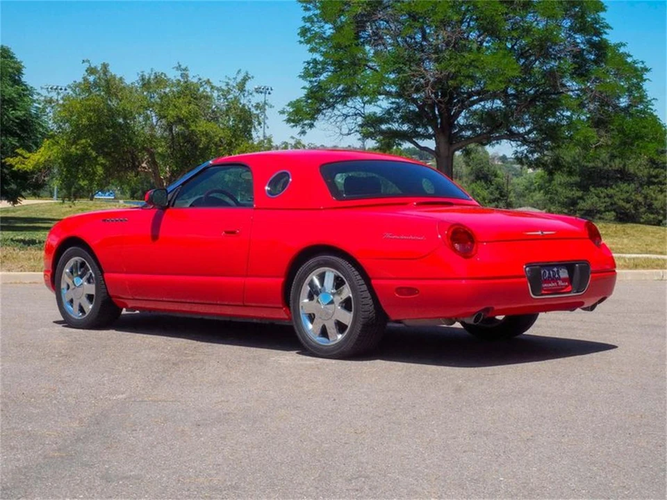 2002 Ford Thunderbird 11th Gen - Image 2 of 31