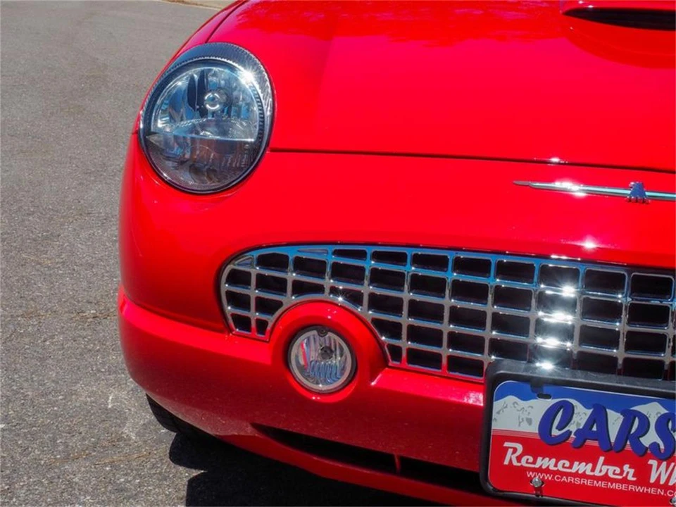 2002 Ford Thunderbird 11th Gen - Image 22 of 31