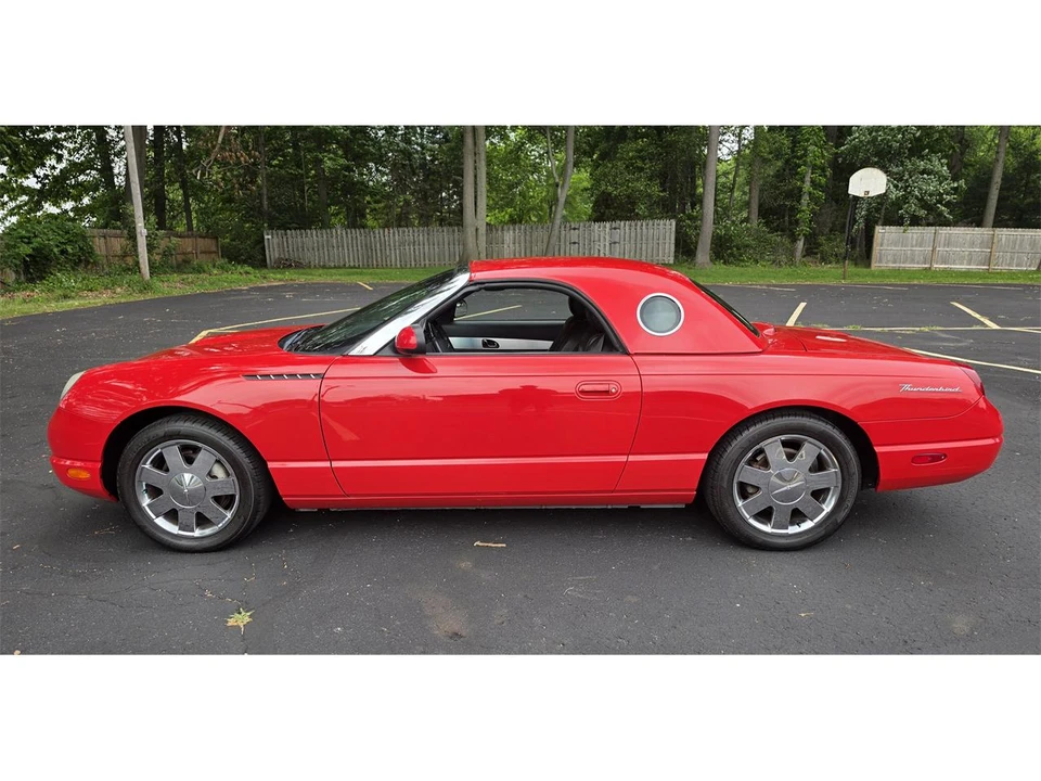 2002 Ford Thunderbird 11th Gen - Image 9 of 31