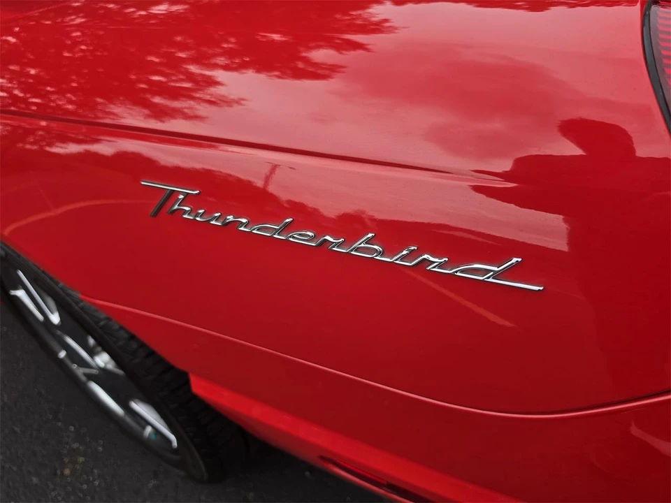 2002 Ford Thunderbird 11th Gen - Image 13 of 31