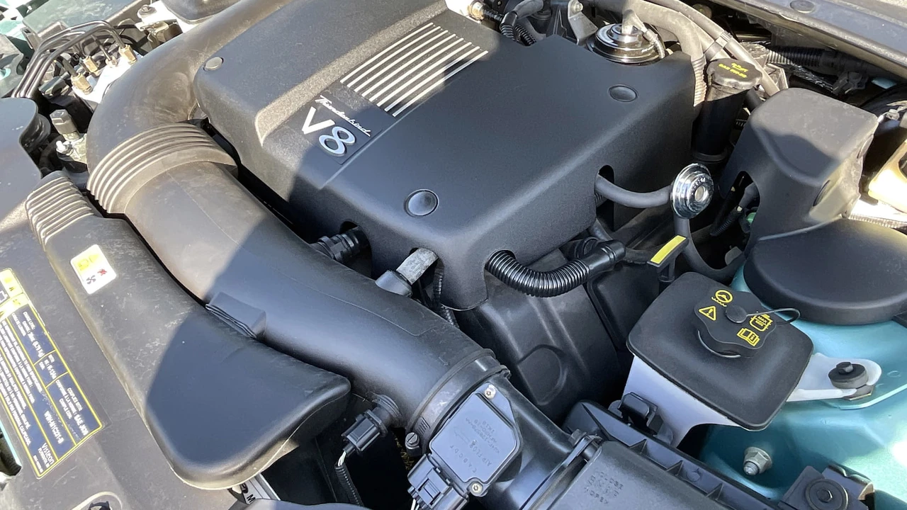 2002 Ford Thunderbird 11th Gen - Image 7 of 20