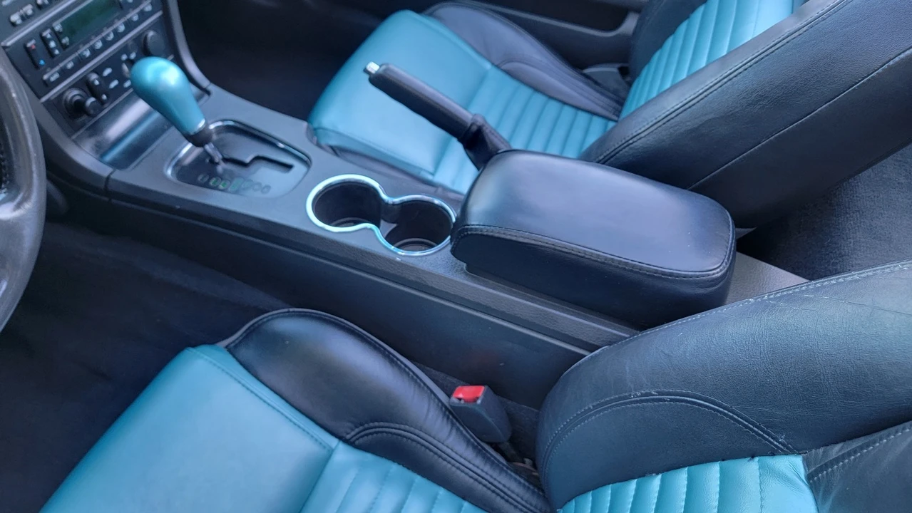 2002 Ford Thunderbird 11th Gen - Image 17 of 21