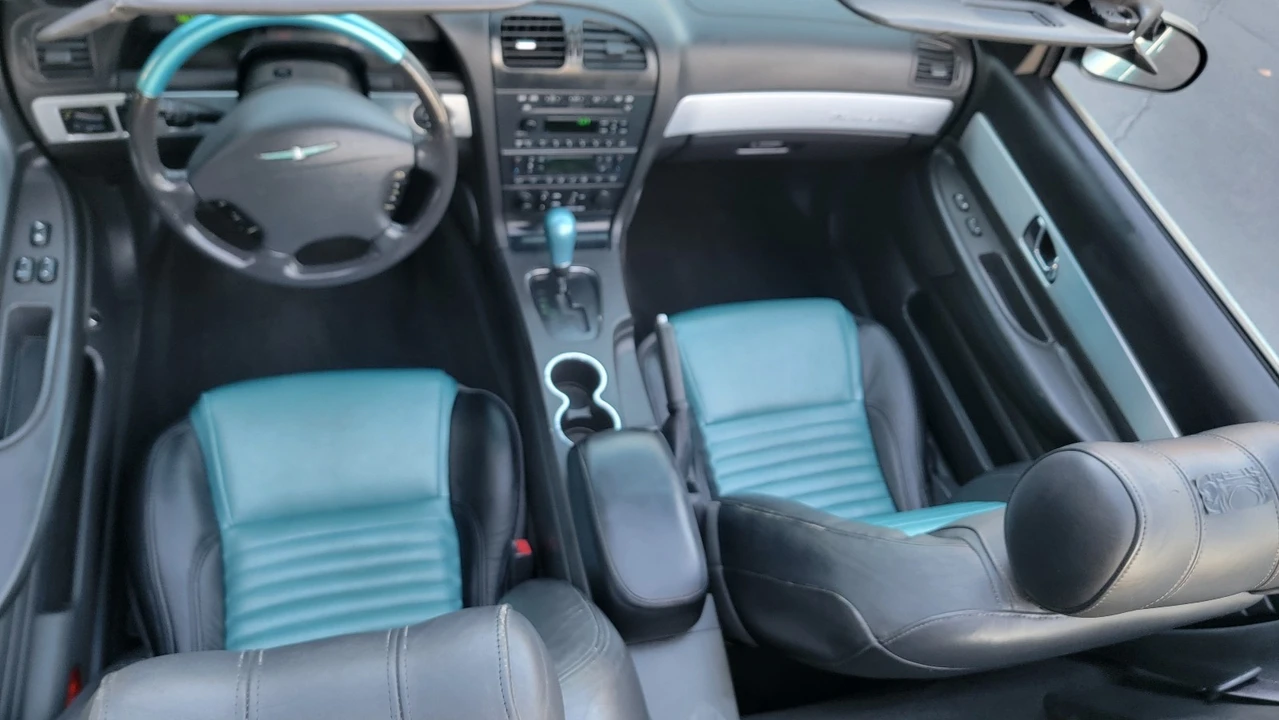 2002 Ford Thunderbird 11th Gen - Image 16 of 21