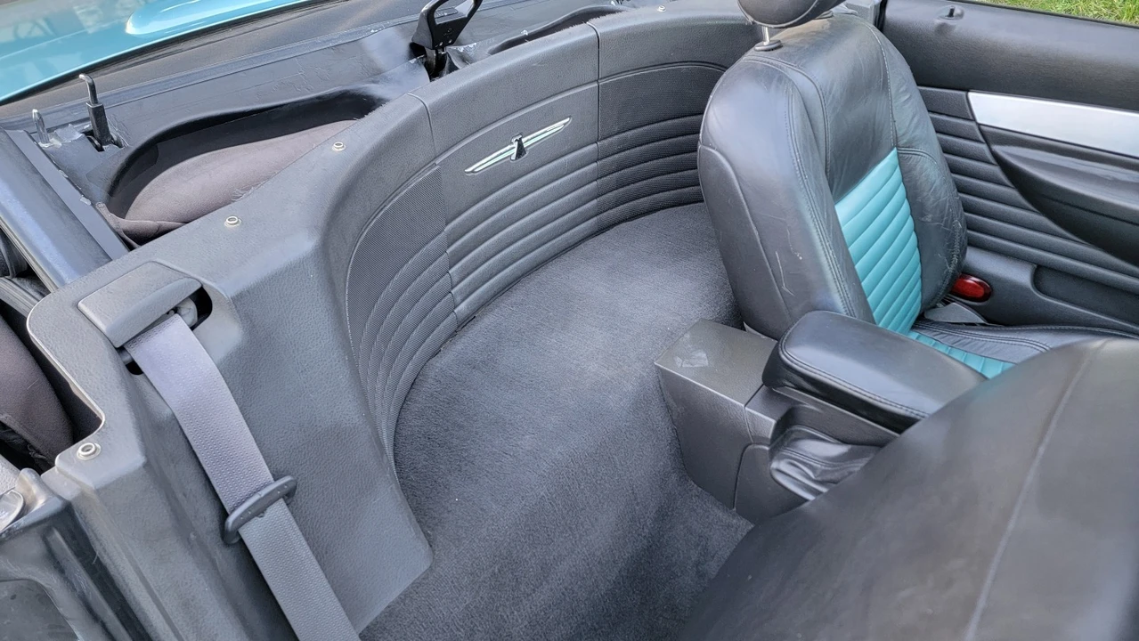 2002 Ford Thunderbird 11th Gen - Image 20 of 21