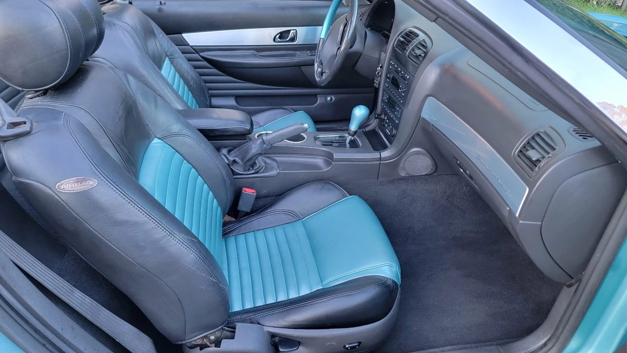 2002 Ford Thunderbird 11th Gen - Image 13 of 21