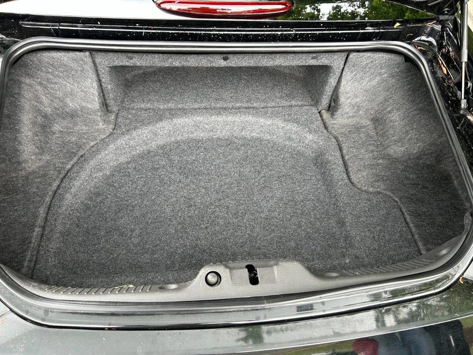 2002 Ford Thunderbird 11th Gen - Image 6 of 20