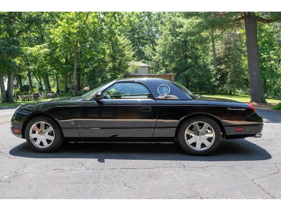 2002 Ford Thunderbird 11th Gen - Image 7 of 31