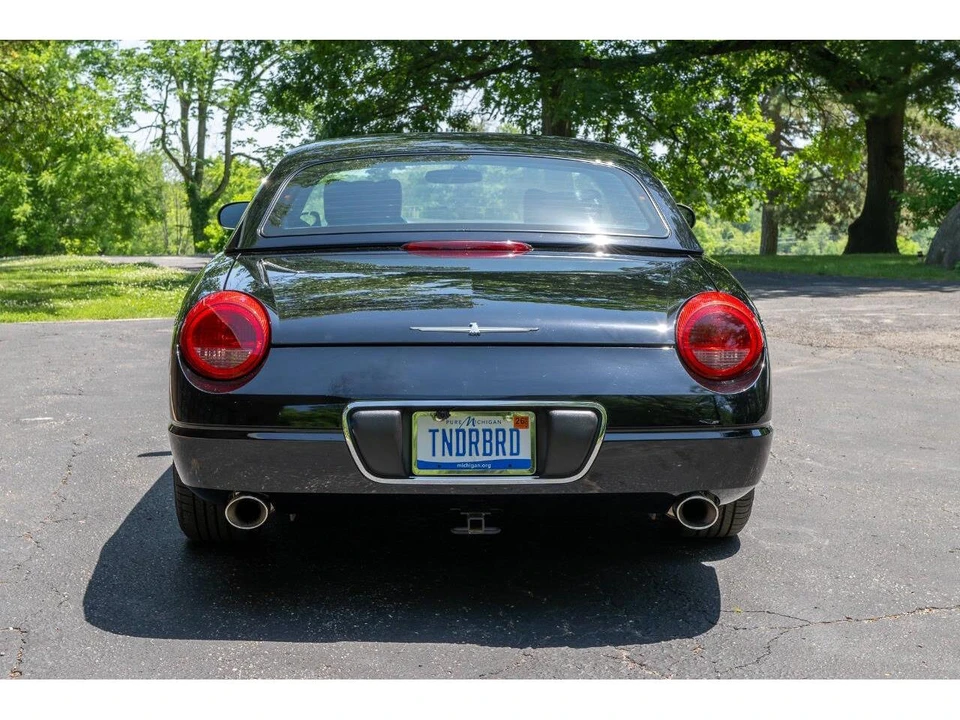 2002 Ford Thunderbird 11th Gen - Image 4 of 31