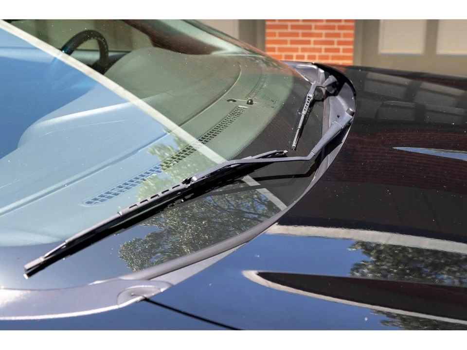2002 Ford Thunderbird 11th Gen - Image 16 of 31