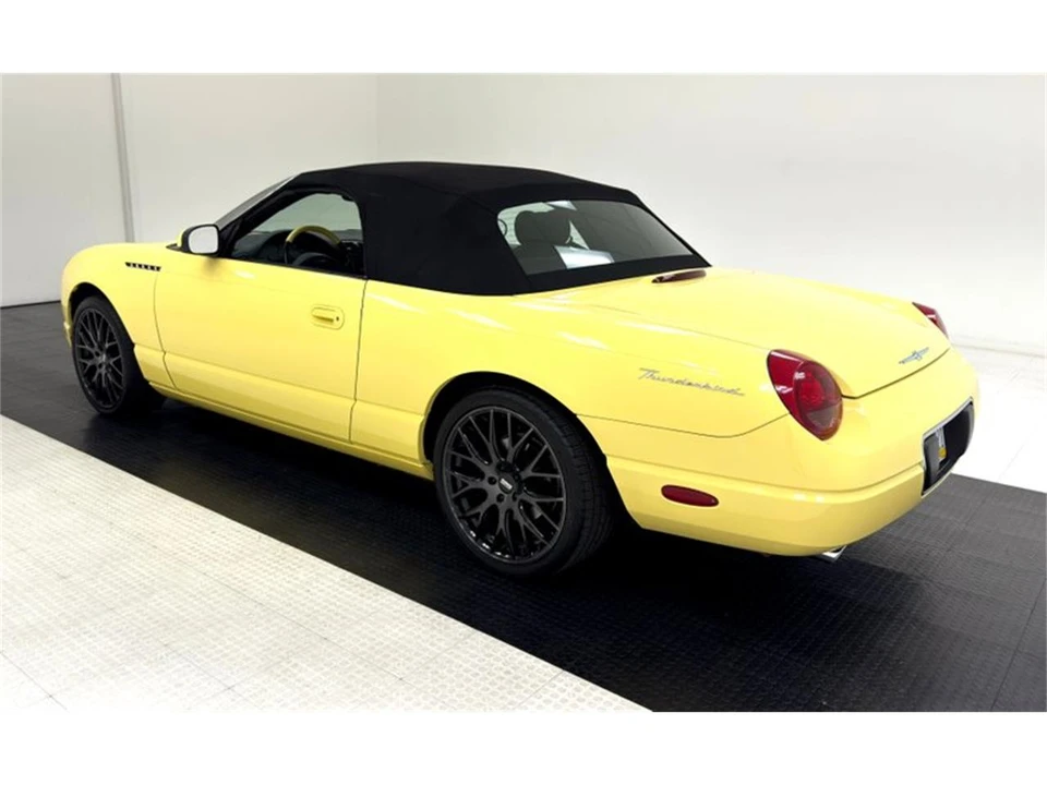 2002 Ford Thunderbird 11th Gen - Image 8 of 31