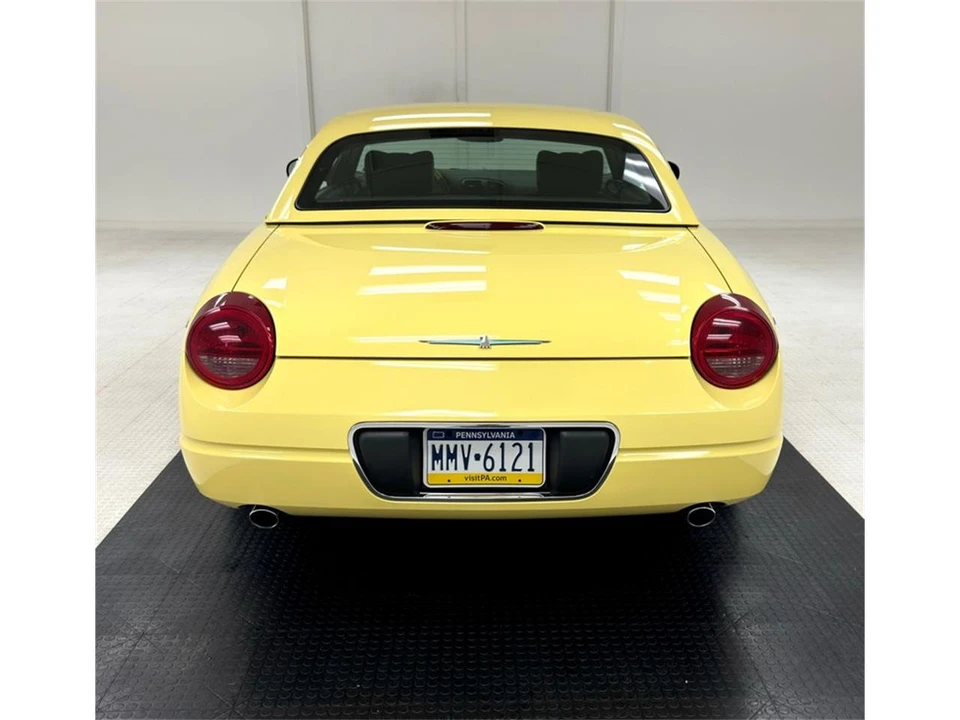 2002 Ford Thunderbird 11th Gen - Image 10 of 31