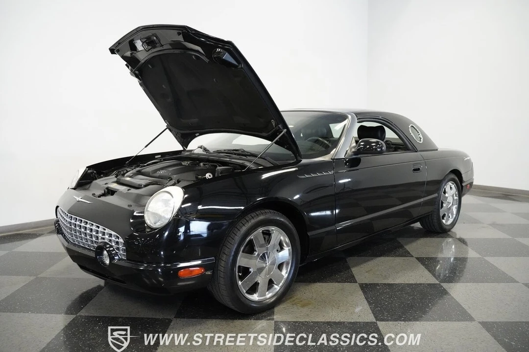 2002 Ford Thunderbird 11th Gen - Image 19 of 21