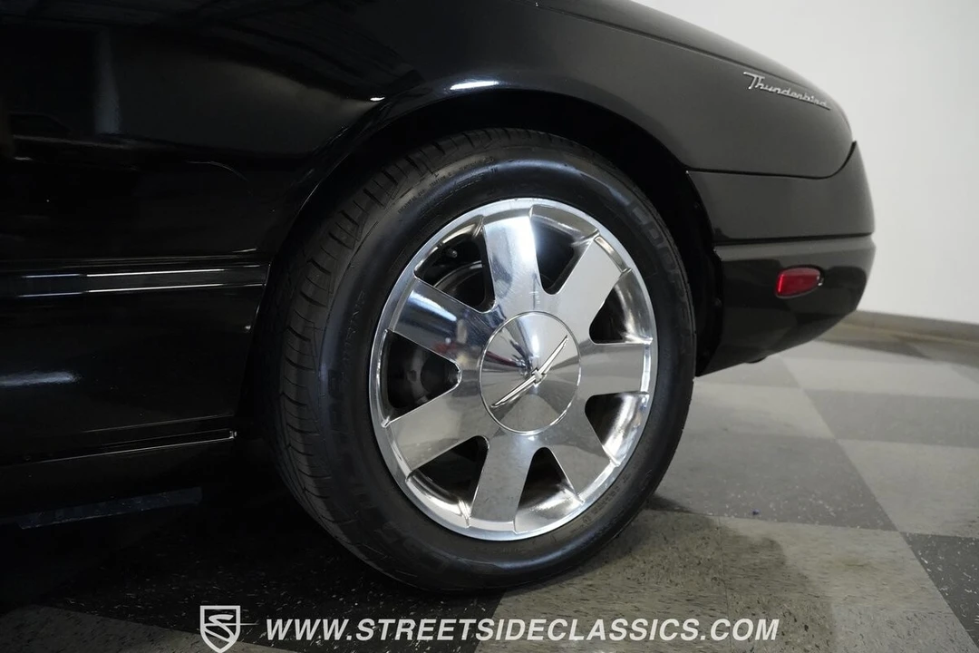 2002 Ford Thunderbird 11th Gen - Image 14 of 21