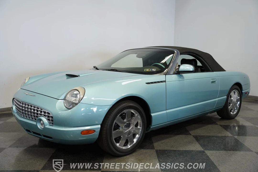 2002 Ford Thunderbird 11th Gen - Image 28 of 31