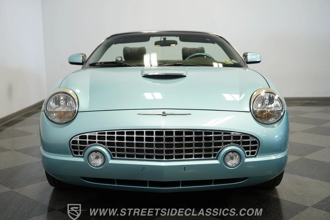 2002 Ford Thunderbird 11th Gen - Image 17 of 21